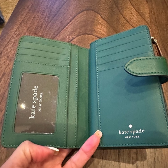 Kate Spade Wallet - Picture 8 of 10